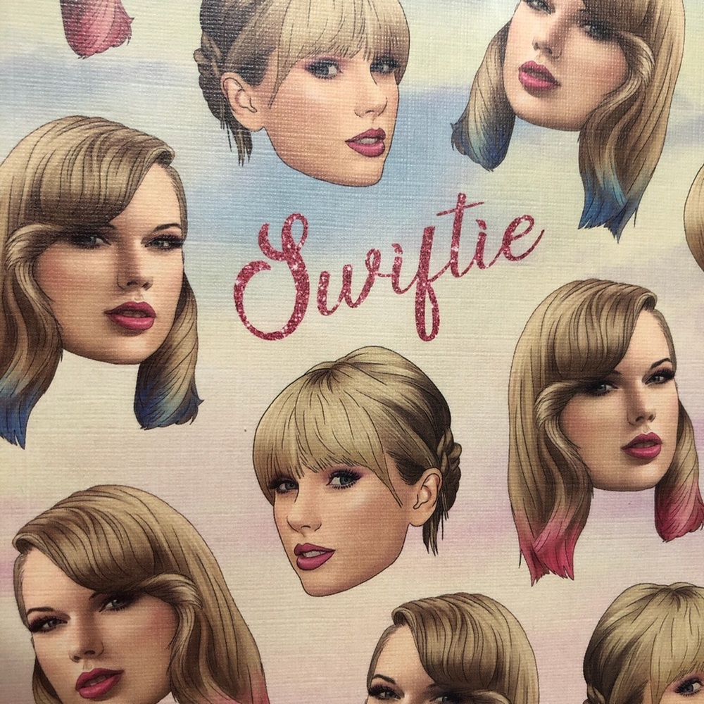 • taylor swift “swiftie” journal •